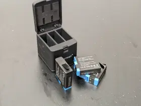Ab00061 A Artman Gopro Hero 5 6 7 8 Battery And Charger 3 Pack Channel Case