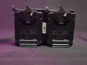 8375-0239 Anton Bauer Titon Dual Micro V-mount Battery Plate To Open Box