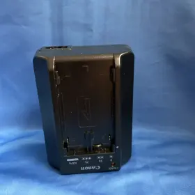 250605-34 Canon Ca-920 Charger