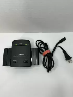 3036a002 Canon Ch-910a Dual Battery Charger Holder With 2 Batteries Tested Working