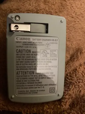 C8-2ly Canon Genuine Battery Charger #2