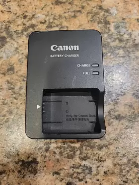 Nb-13l Canon Cb-2lh Oem Genuine Charger With Fold Out Plug - For