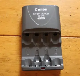 Cb-5ah Canon Battery Charger Fits Aa And Aaani-mh For Powershot