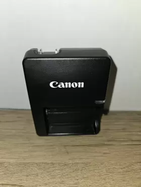 Lc-e5e Canon Genuine Original 8.4v 0.7a Camera Battery Charger Unit Only #2