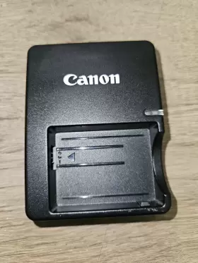 Lc-e5e Canon Genuine Original 8.4v 0.7a Camera Battery Charger Unit Only #3