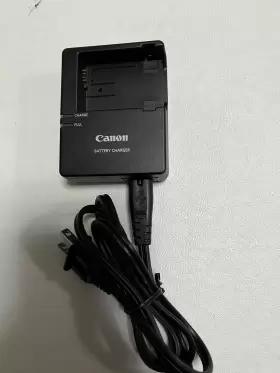 Lc-e8c Canon Lp-e8 Genuine Oem T2i T3i T4i T5i X4 X5 X6i Charger Battery Lc-e8 Lc-e8e