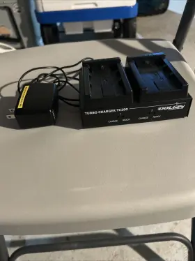 Tc200-dslr-c Dolgin Engineering Tc200 Turbo Battery Charger