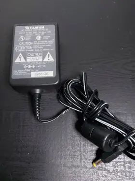 Ac-5v Fujifilm Power Adapter Plug Finepix E500 E510 E550 E900 F420 F650 2600