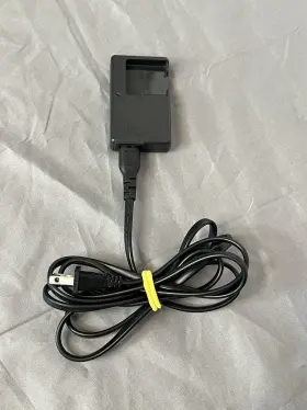 Bc-40n Fujifilm Genuine Original Lithium Ion Battery Charger With Power Cord