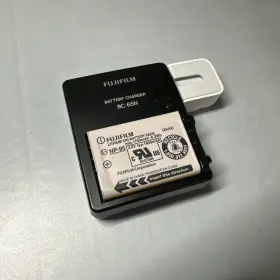 Bc-65n Fujifilm Genuine Charger For Fuji Np-95 Db-90 Battery