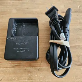 Bc-w120 Fujifilm Oem Battery Charger With Charging Cord