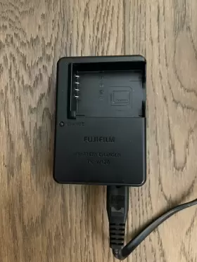 Bc-w126 Fujifilm Oem Genuine Charger