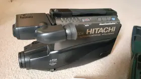 Vm-2700a Hitachi Vhs Camcorder/ Works With Ac Power Supply #2