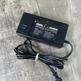 Vm-ac61a Hitachi Genuine Video Camcorder Battery Charger #2