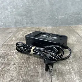 Vm-ac61a Hitachi Genuine Video Camcorder Battery Charger #3