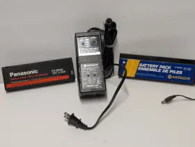 Vt-bc70a Hitachi Video Battery Charger In Original Box With Instructions