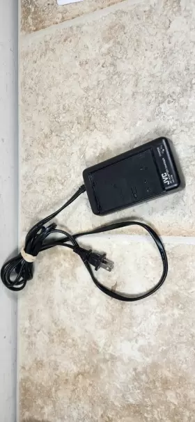 Aa-v16u Jvc Genuine Battery Charger Ac Power Adapter Oem