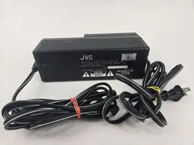 Nb-p8u Jvc Aa-v2u Ac Power Adapter And Battery Pack Camera Camcorder