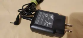 Ap-v11u Jvc Oem Ac Power Adapter / Battery Charger 110-240v 1a - Dc 11v #3