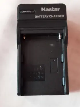 Max150ma Kastar Video/digital Camera Travel Charger. Output 4.2v. #k. Nc