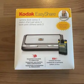 Kodak 047718512081 Easyshare Camera Dock Series 3 Brand New In Box - Transfer Images And Charge Kodak 047718512081 Easyshare Camera Dock Series 3 Brand New In Box - Transfer Images And Charge
