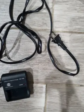 Bc-700 Konica Minolta Camera Inc. Lithium-ion Battery Charger Output 4.2v 650ma Untested #3