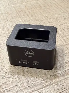 Leica 24027 Bc-scl7 M11 Camera Charger Official Genuine Accessory Mint