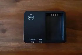 Bc-scl5 Leica M100m Battery Charger For M10p M10 M10r Camera - Used