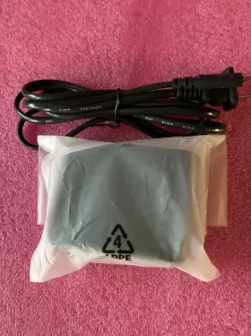 Pbm09w-042 Lytro Illum Quick Battery Charger 100-220v With Us Wall Cable