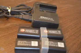 Db-enel1 Nikon - 7.4v 800mah Batteries And Charger