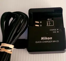 En-el9 Nikon Genuine Mh-23 Quick Battery Charger And Cord For #2