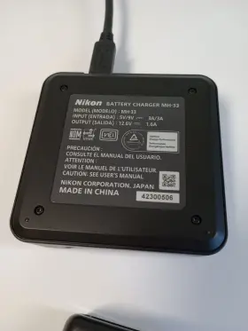 En-el18a Nikon Mh-33 Genuine Oem Battery Charger For En-el18 Or #3