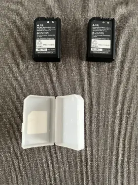 Nikon Mh-5c Lithium Battery Charger No Power Cord &2 Ion Packs