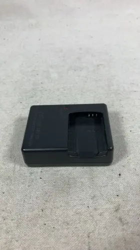 En-el12 Nikon Mh-65p Genuine Battery Charger For Enel12 Batteries #3