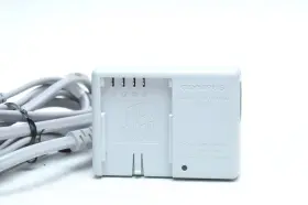 Blm-5 Olympus Bcm-5 Oem Charger For Battery E-1 E-3 E-30 E-5