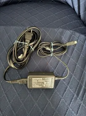 F-1ac Olympus Original Charging Cord Adapter -2