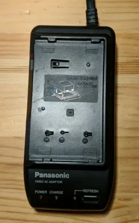 02142410 Panasonic Video Adaptor Pv-a19 Camcorder Battery Charger Ac Dc Power Supply