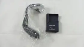 Panasonic De-a42b Charger For Cga-s005e/cga-s005/cgr-s005/dmw-bcc12 Batteries