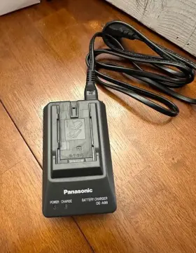 De-a88b Panasonic Battery Charger With Power Cord Tested And Working