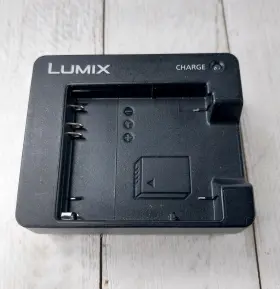 Dvlc1003z Panasonic Dvlc1005 Original Lumix Battery Charger Oem