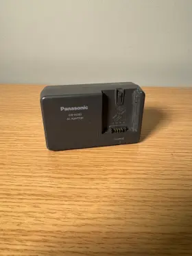 Vw-ad20e Panasonic Ac Adaptor Vw-ad20 Camera Battery Charger Vw-ad 20