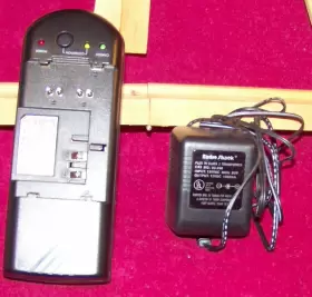 23-248 Radioshack Radio Shack/ Camcorder Battery Conditioner Charger