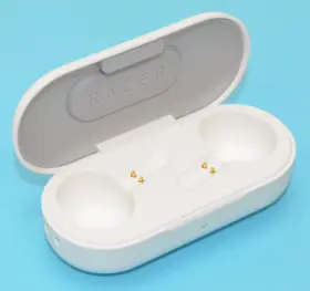 Rz12-02970500 Razer Charging Case 297c For Hammerhead True Wireless Gaming Earbuds Used
