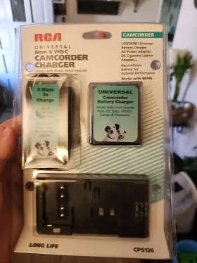 Cps126 Rca Universal 8mm And Vhs-c Camcorder Charger Nib Ac Or Dc Options