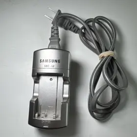 Sbc-l2 Samsung 4.2v Battery Charger Model
