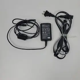 Var-g9 Sanyo Genuine Power Adapter Mains Charger For Xacti Camcorder