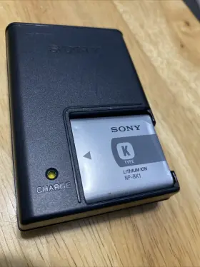 09013049222 Sony Oem Bc-cska Battery Charger And Np-bk1 Tested Working