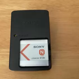 Np-bn1 Sony 1206521067032 Bc-csnb Charger With Battery Genuine