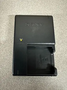 31295997 Sony Genuine Original Oem Bc-csgc Portable Battery Charger Fast Free Us Shipping