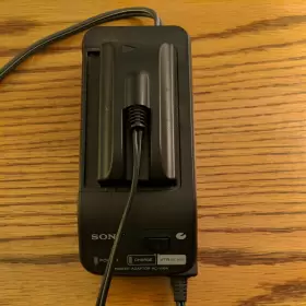 Ac-v16a Sony Ac-v16 Ac Power Adapter / Battery Charger
